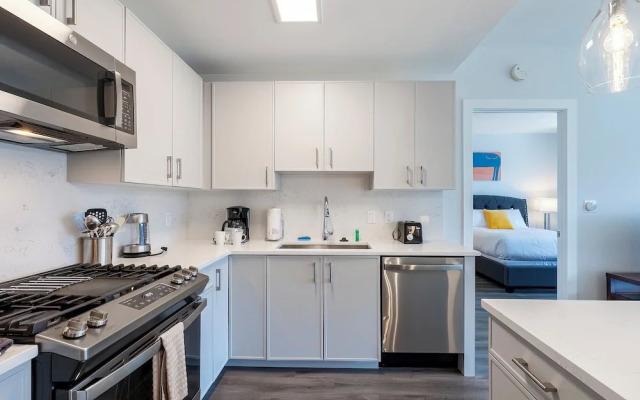 Atlantic Station West - 9T