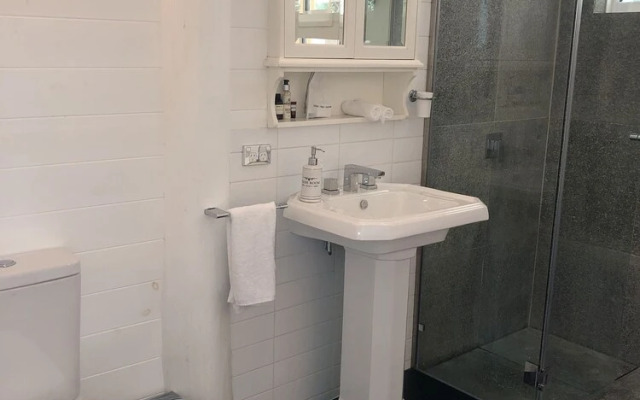 Lake House Watermark Estate Lake Tinaroo