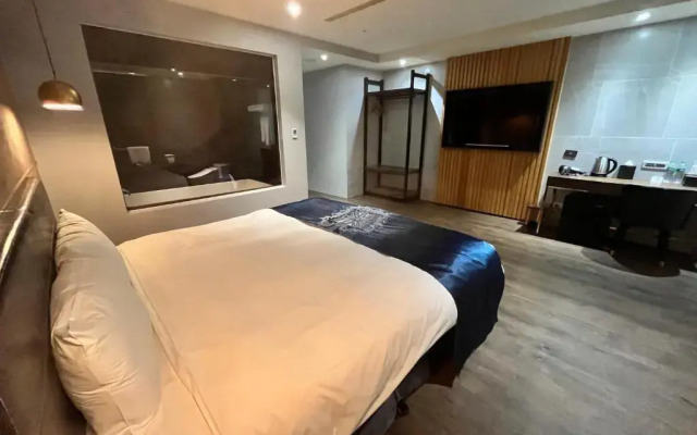 Saint Art Hotel