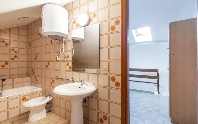 Attractive Apartment in Loano With Garden