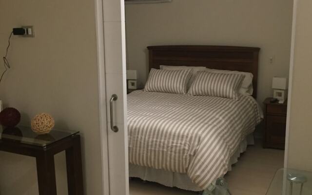 Nueva de Lyon Apart-Hotel