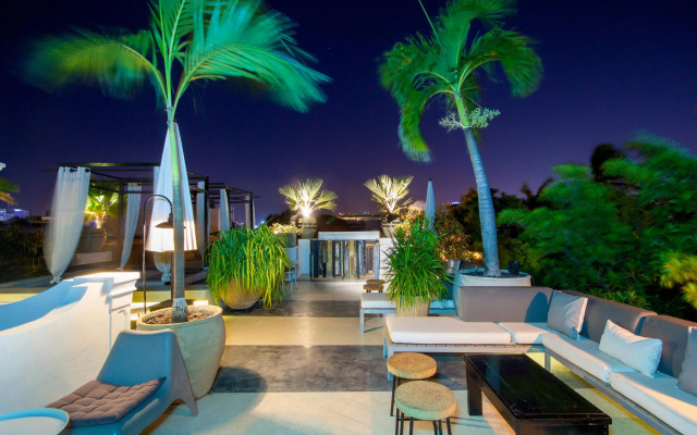 Hotel Casa Lola Deluxe Gallery