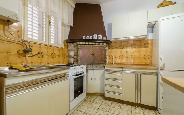 Apartment Petar
