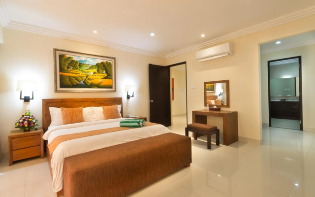 Peninsula Bay Resort