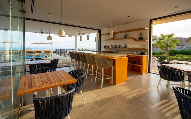 Condo Solaria G303 in Ventanas Residencial