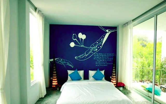 White at Sea Resort