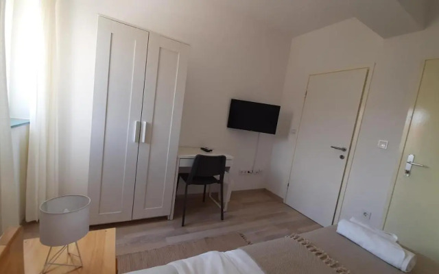 Posteja Rooms