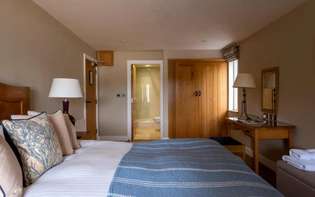 South Sands Hotel
