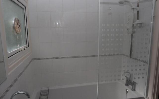 Villa 44