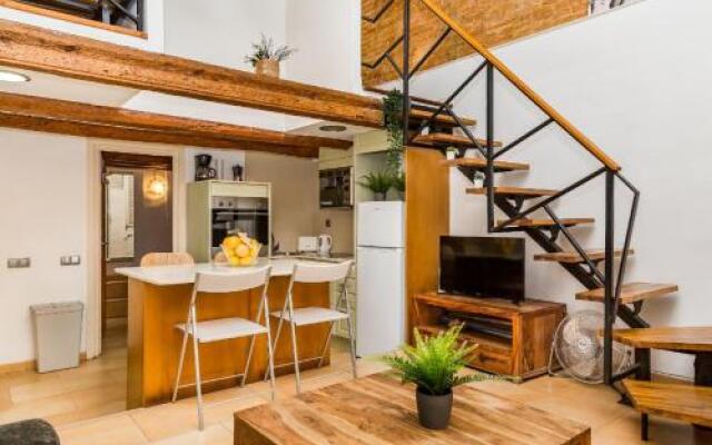 Beach Style Loft, 5 Min From the Beach
