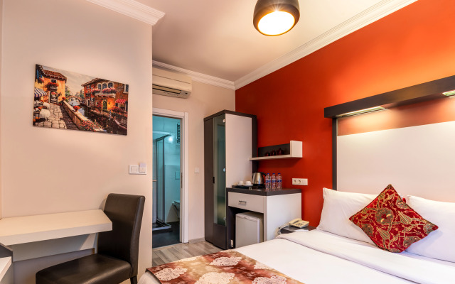 The Legend Platine Suite