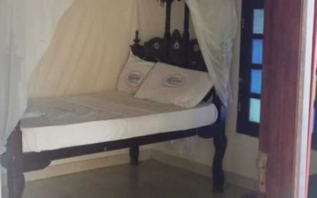 New Mahrus Hotel & Rooftop Restaurant