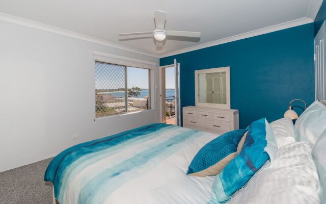 Sundeck Unit 7 - Shoal Bay