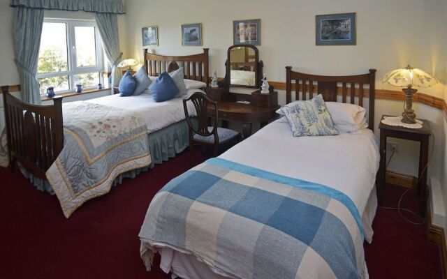 Moyglare Lodge Country House B&B