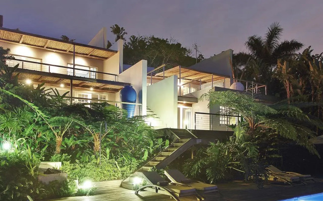 Days At Sea Beach Lodge