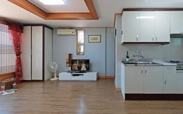 Gyeongju Mong Bed and Breakfast