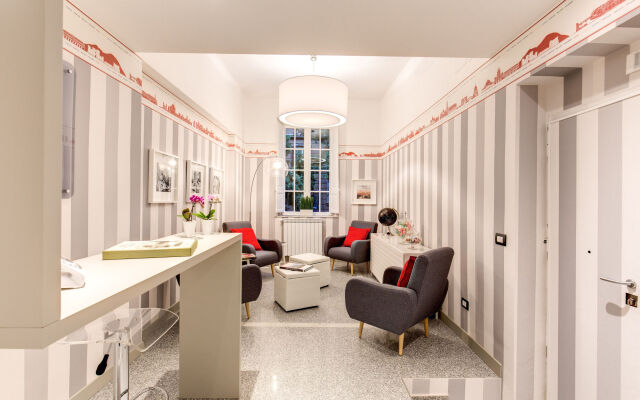 Grand Tour Rome Suites - Liberty Collection