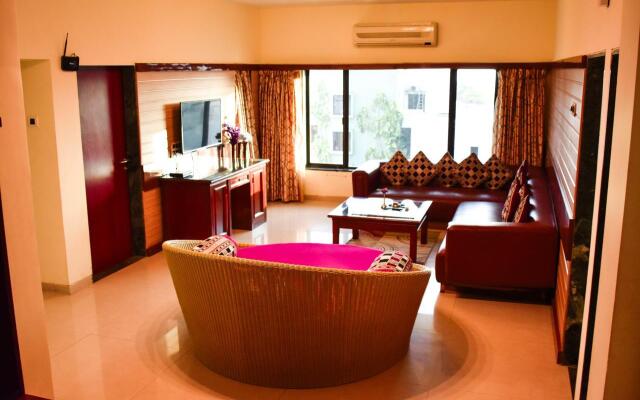Camel Valley Resort