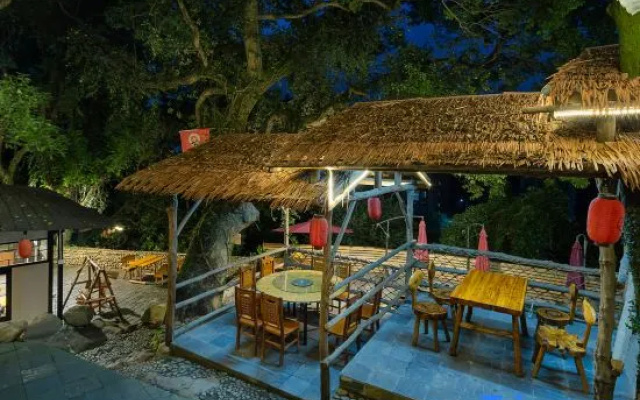 Floral Hotel·Laigui road Wang hotel (Donglin Temple Lushan cableway store) – Outside – Jiujiang