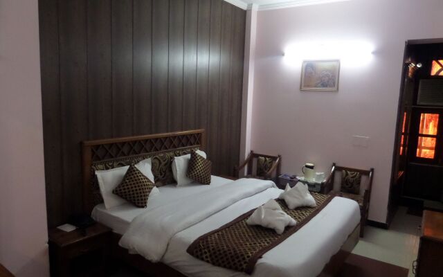 Hotel Doon Regency