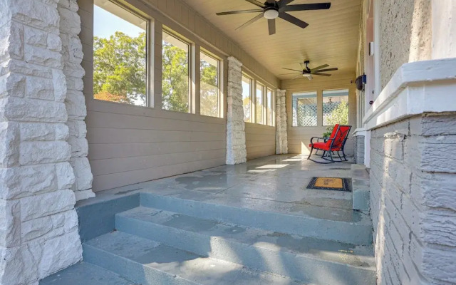 3 Mi to Dtwn: Memphis Family Home