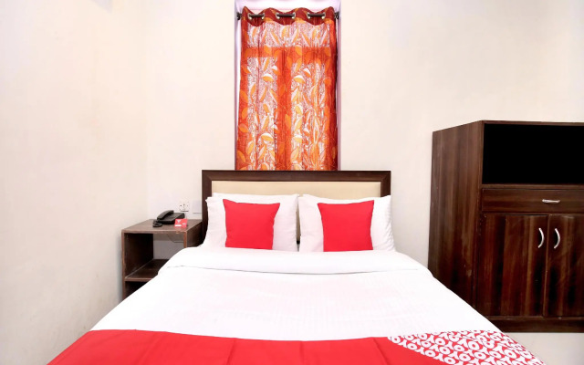 OYO 8664 Hotel 1st Choice