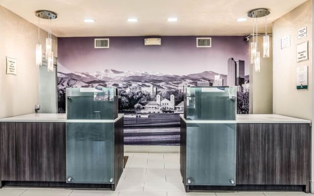 La Quinta Inn & Suites Westminster Promenade
