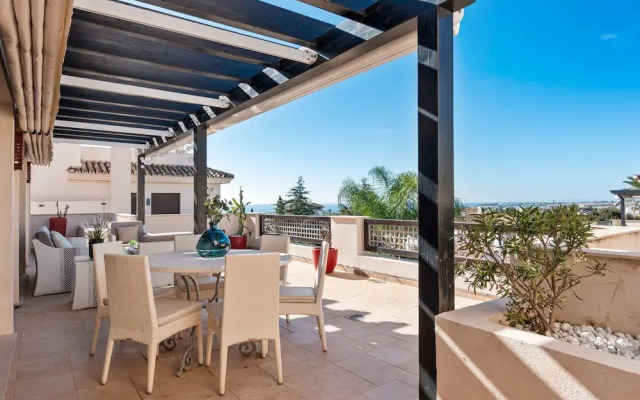 Stylish Apartment With Pool in Marbella - Ref M51