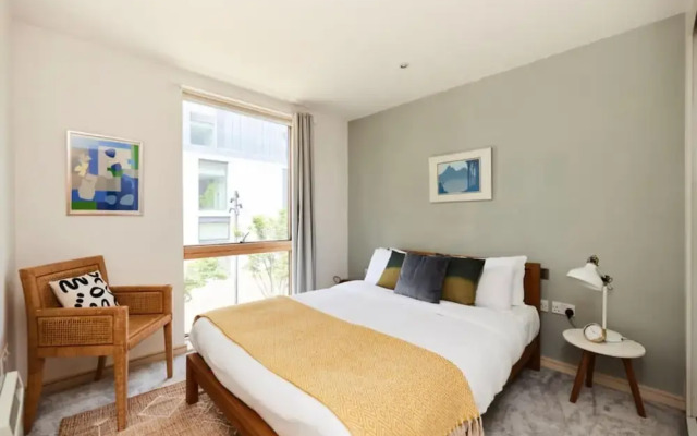 The Jasper Walk Escape - Charming 2bdr Flat With Balcony