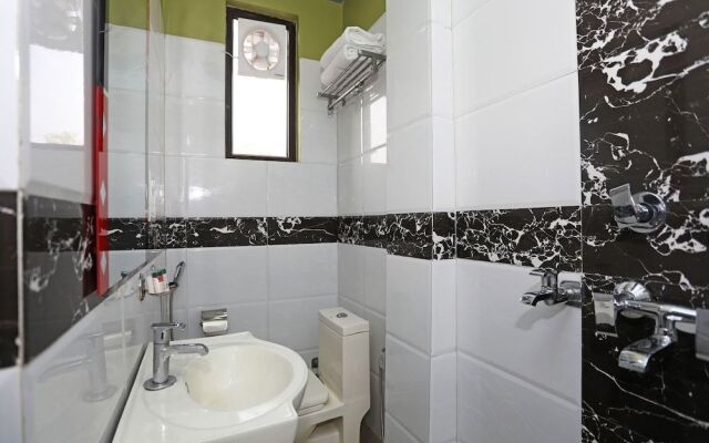 OYO 2629 Hotel Royal Odyssey