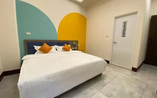 Budai Sun Never Sets B&B