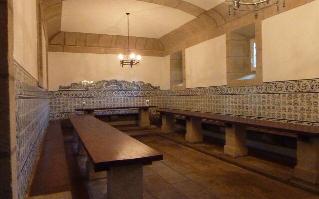 Mosteiro De S. Cristovao De Lafoes