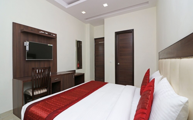 SKS Premier - Golf Course Road