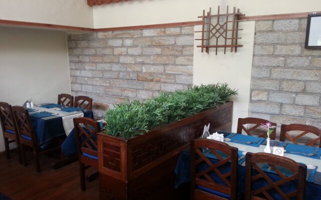 Summit Oriental Boutique Hotel