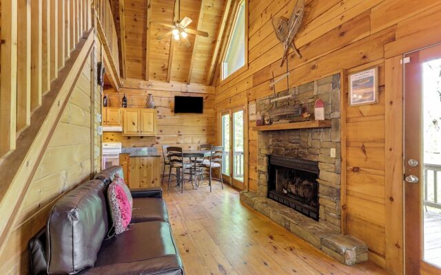 Pet-friendly Ellijay Vacation Rental w/ Hot Tub!