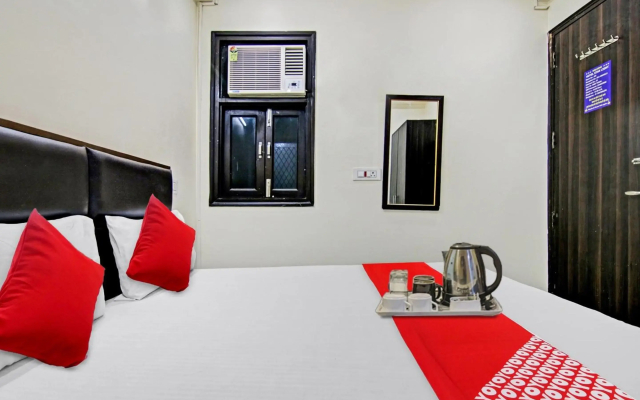 OYO Flagship 70255 Star Light Inn