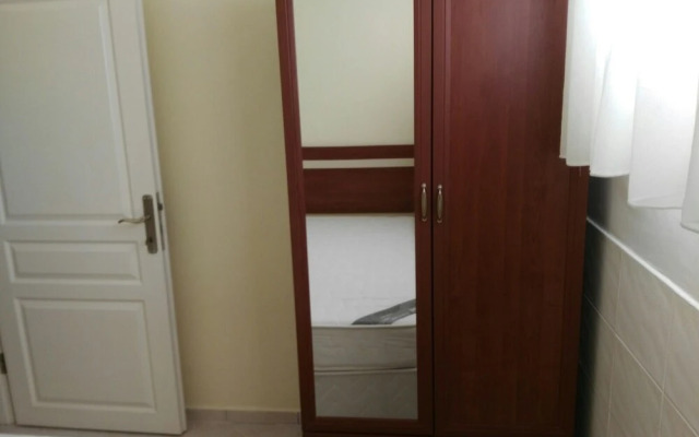Gold Lion Apart Hotel
