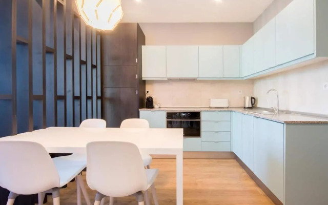 NEW! Apartamento Galé (wifi, estacionamento, elevador) 418