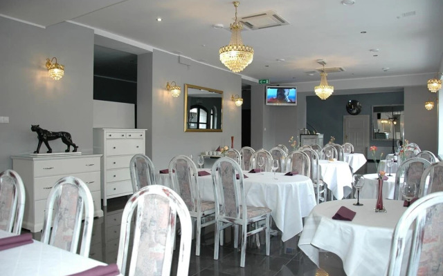 Hotel Opera
