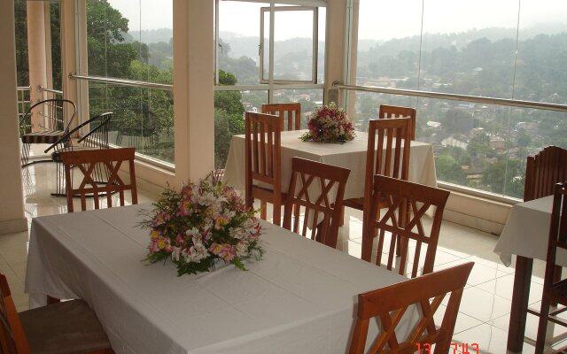 Kandy View Garden Hotel