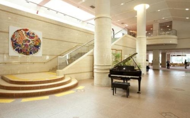Shiawase No Mura – Lobby – Kobe