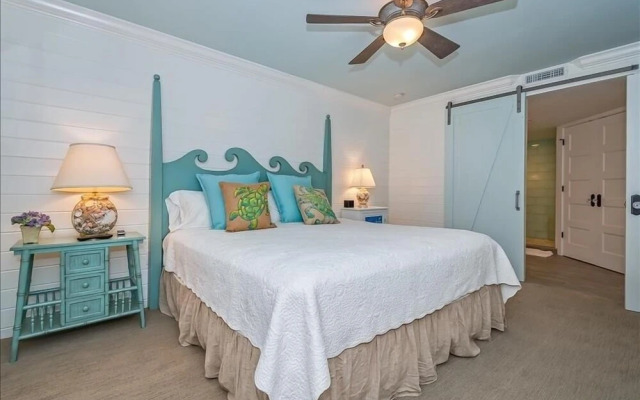 Sea Oats 232 2 Bedroom Condo by RedAwning