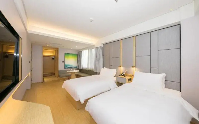Ji Hotel (Beijing Changyang Subway Station)