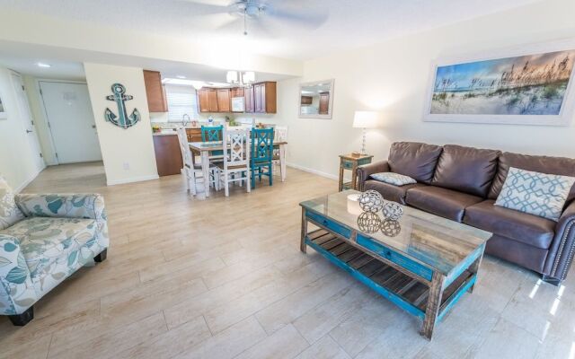 Cocoa Beach Club by Happy Palm Stays