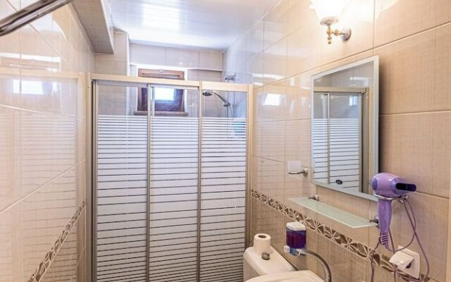 Heredot Otel