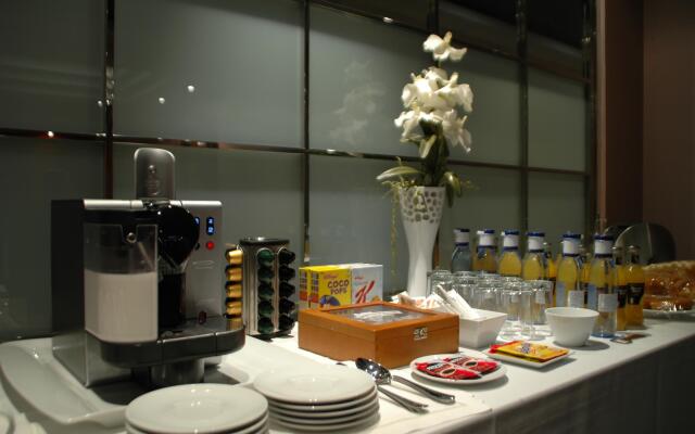 Washington Parquesol Suites & Hotel