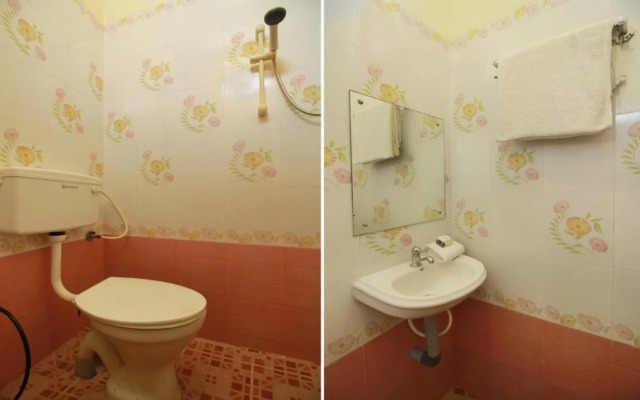 OYO Flagship 42700 White Sand Guest House