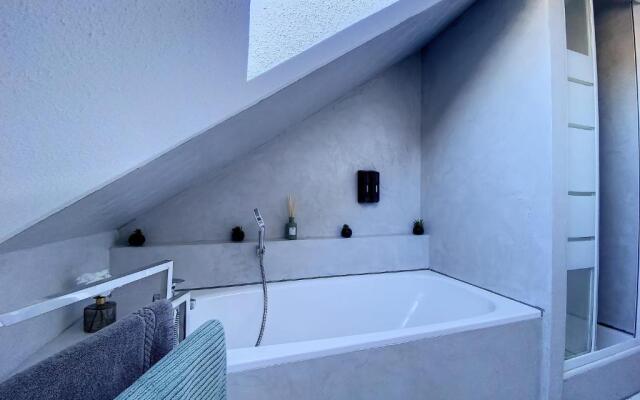 Chez Nat&Mat- Colmar gare- Parking gratuit