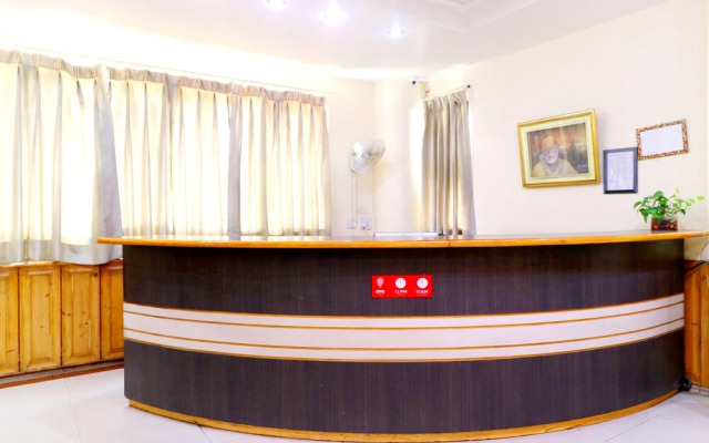 OYO 43237 Hotel Park Inn