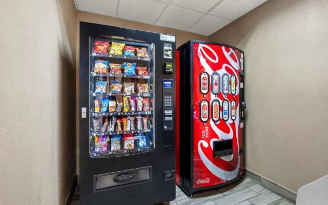 Comfort Inn & Suites